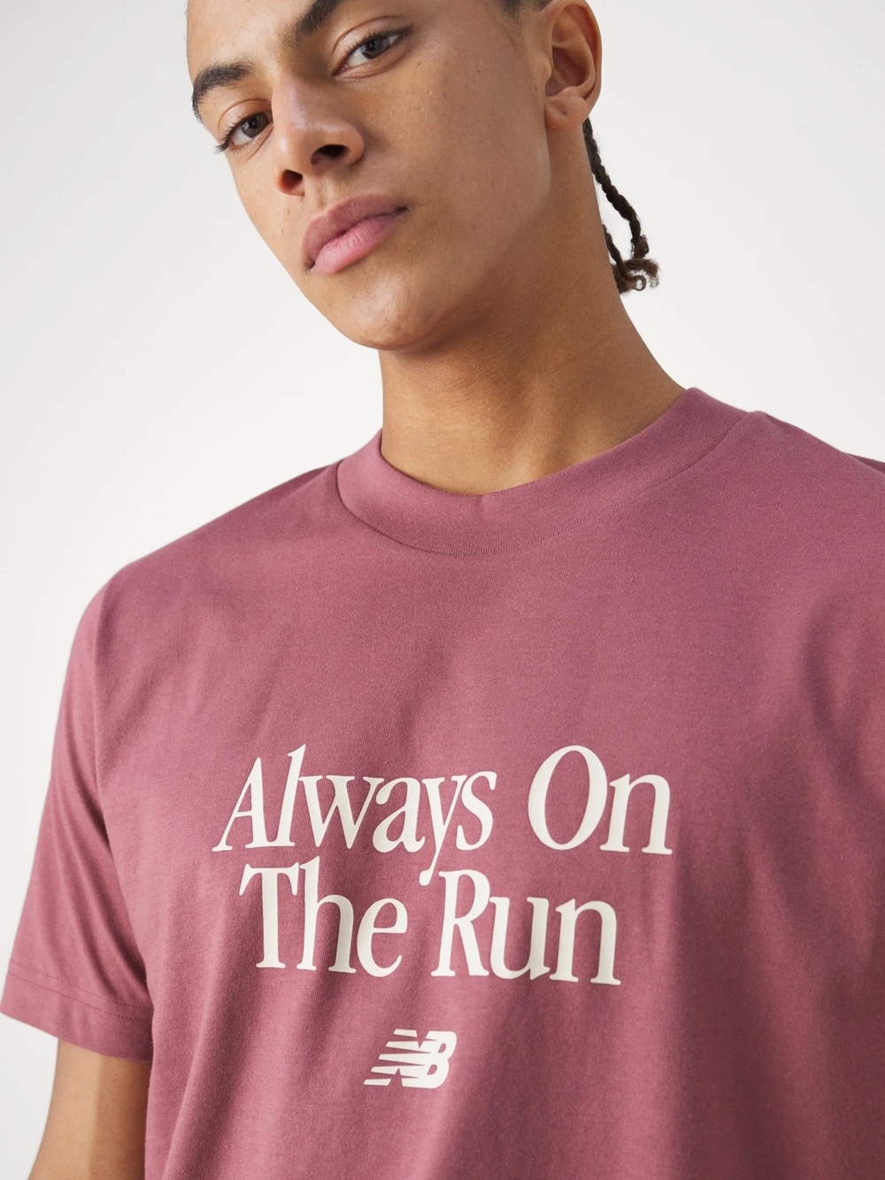 New Balance Men’s Burgundy Cream Sports Essential Run Slogan Short Sleeve Tee - Picture 2 of 15